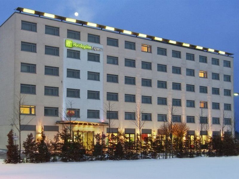 Holiday Inn Express Munchen Messe, An Ihg Hotel Фелдкирхен Екстериор снимка